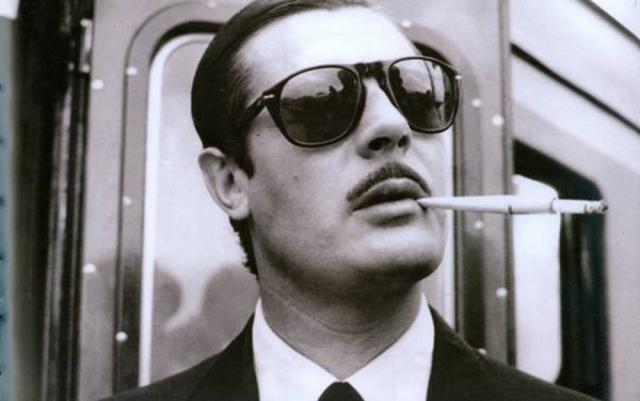 Marcello Mastroianni portant des Persol 649 dans 8½ de Fellini